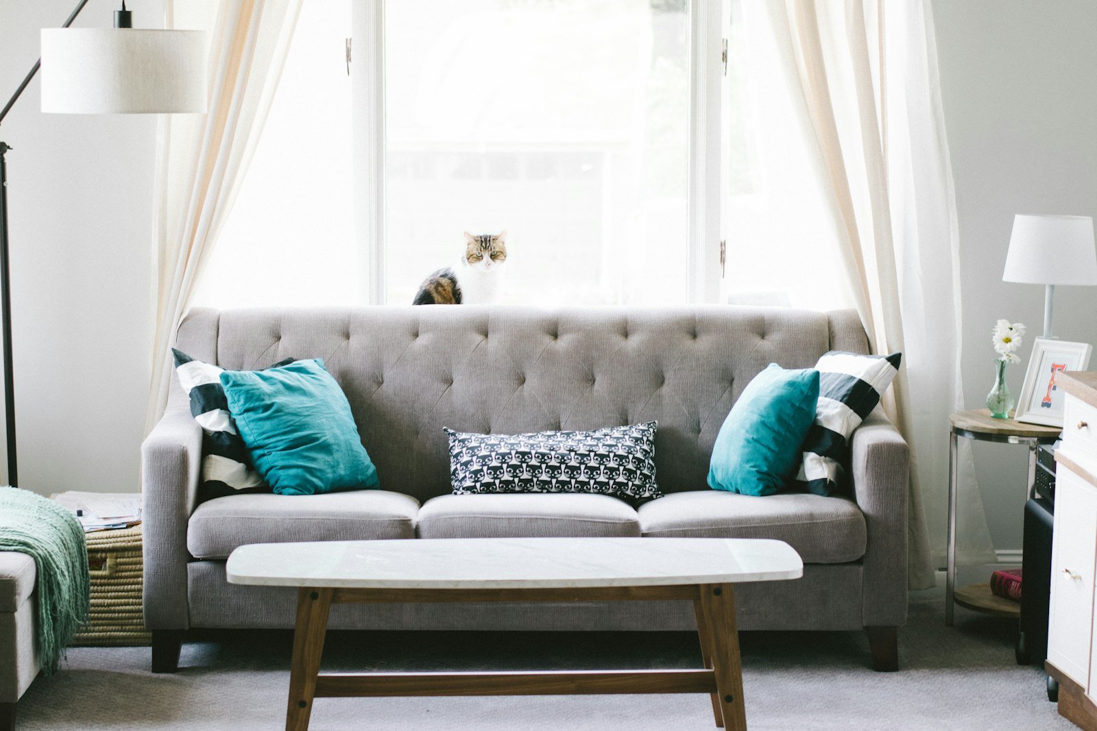 Armchairs & Accent Chairs